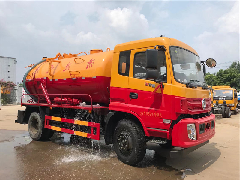 國(guó)六東風(fēng)天錦清洗吸污車15方